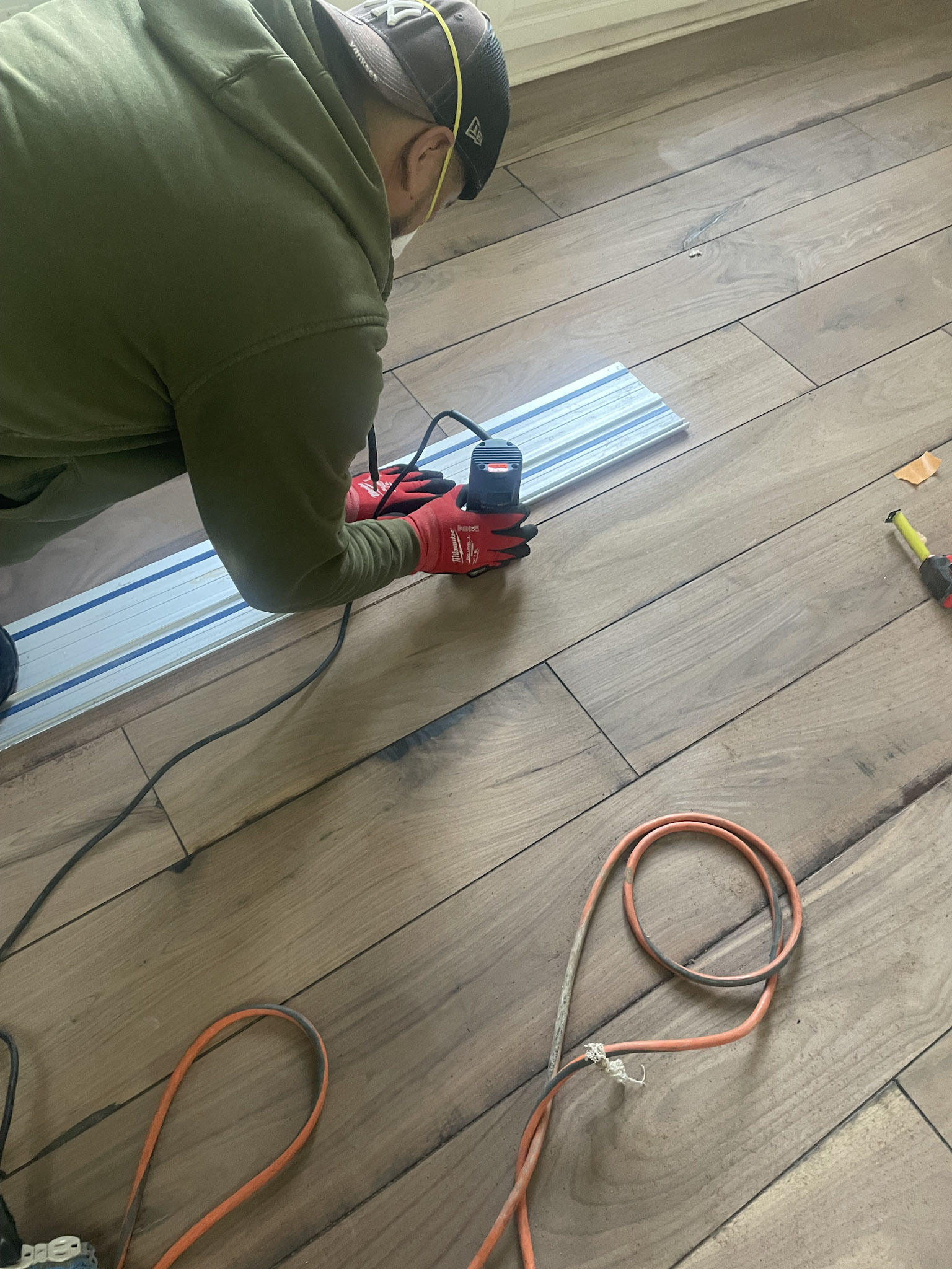 Professional parquet installation process in Los Angeles